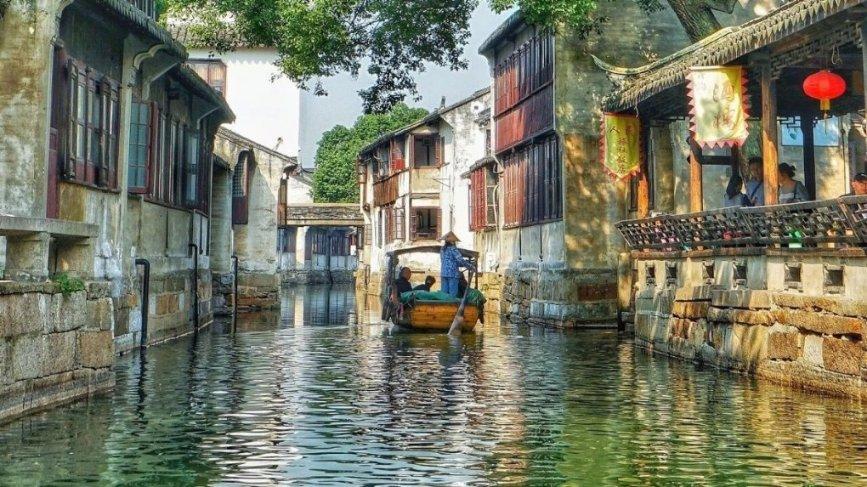 北宋刚刚建立时,赵匡胤为何会确立了“以文立国”的国策 ?- 200个知识的微光,照亮前行的路。